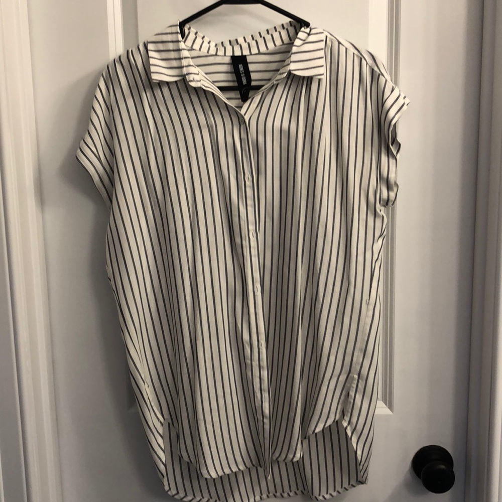 Agnes & Dora button down blouse